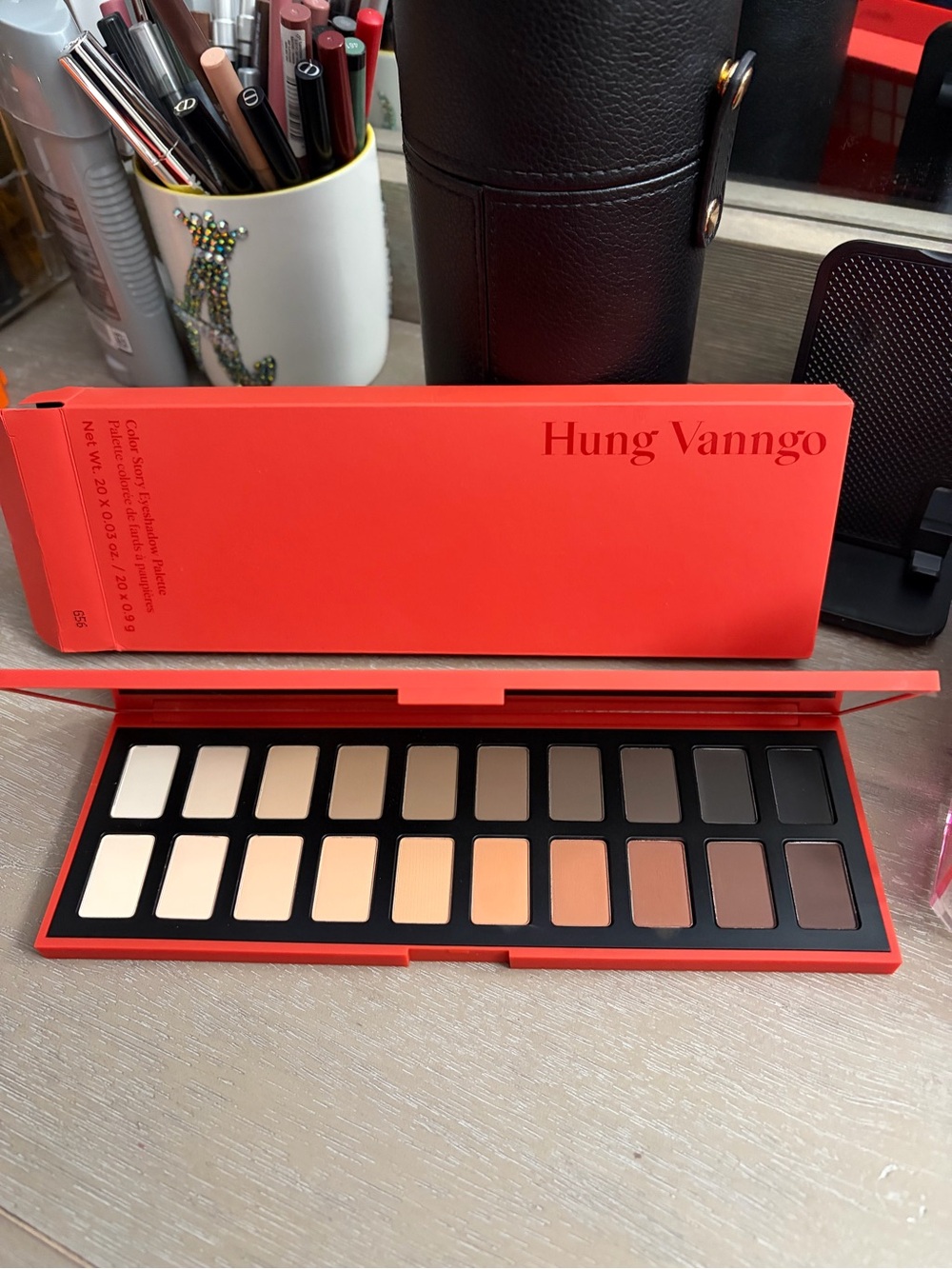 Hung Vanngo Beauty- Timeless Taupes Eyeshadow palette *Limited Edition*NWT